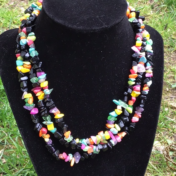 Festive, vibrant Genuine multi-colored Crystal necklace - Picture 1 of 3